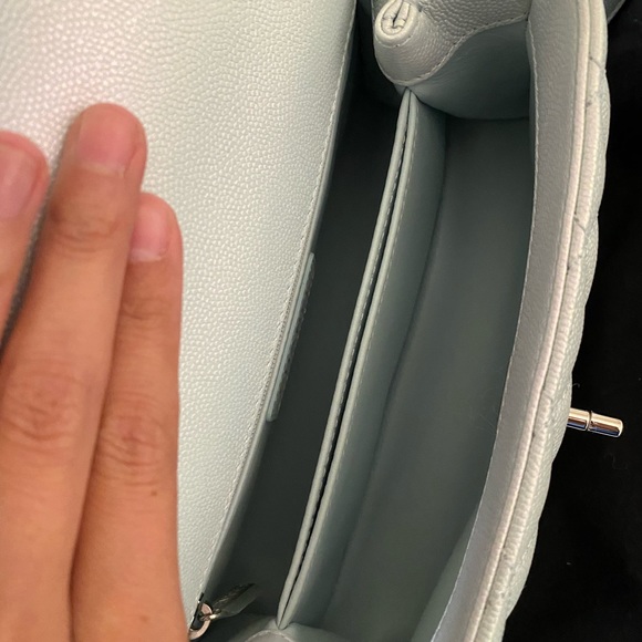 Authentic Chanel 21k Iridescent Blue Coco Small Brand New Never Worn - Picture 8 of 8